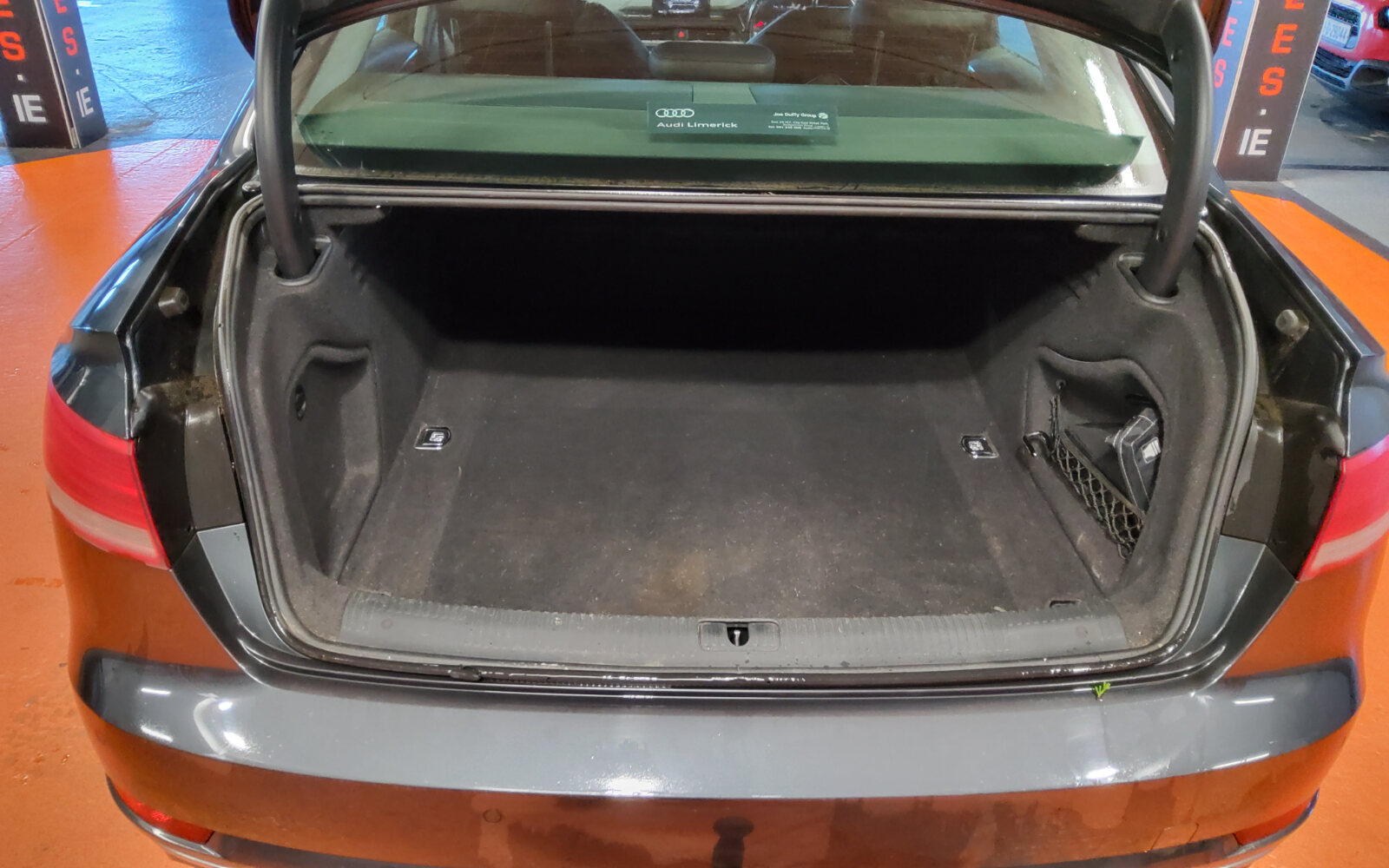 Audi A4 2.0TDI 122HP SE Ultra