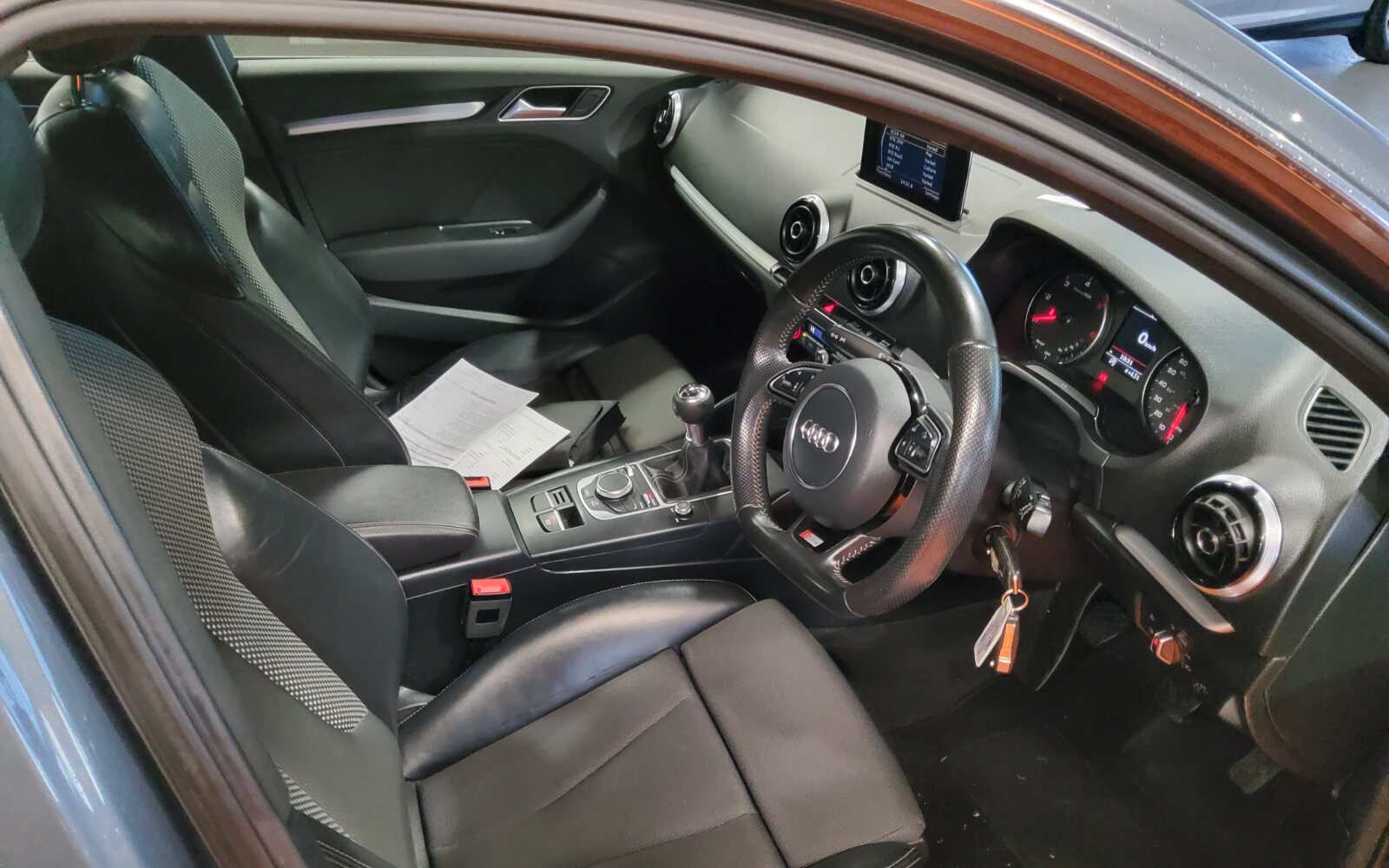 Audi A3 1.6 TDI S LINE