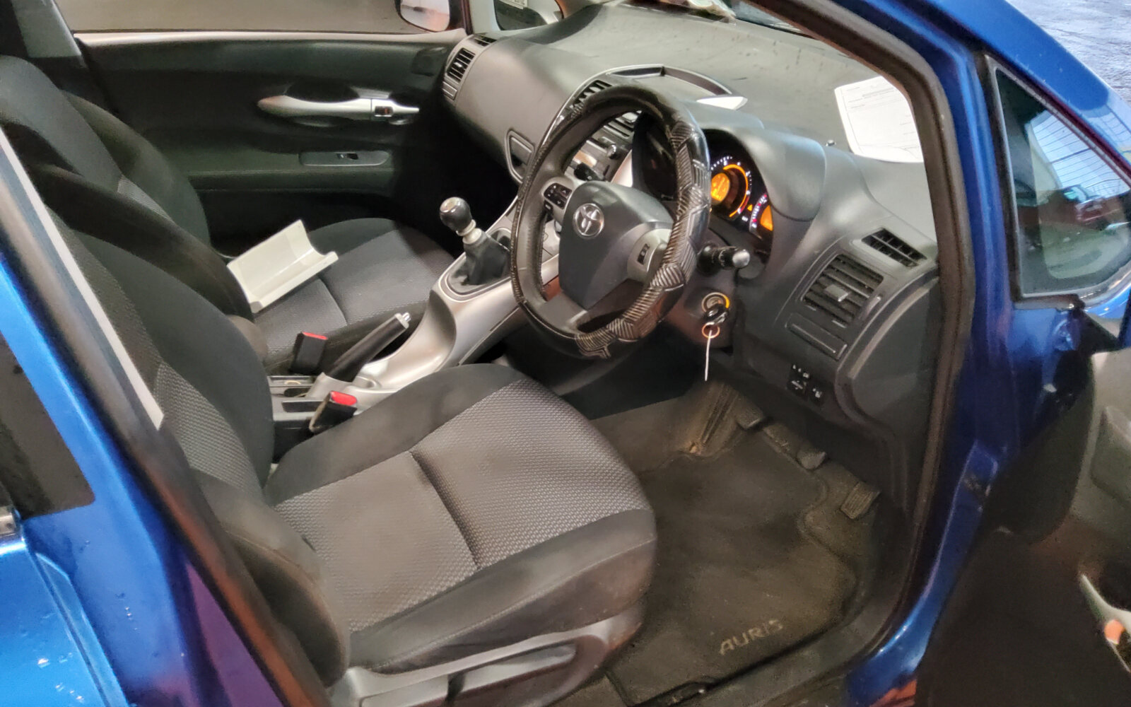 Toyota Auris 1.4 D-4D DPF Luna