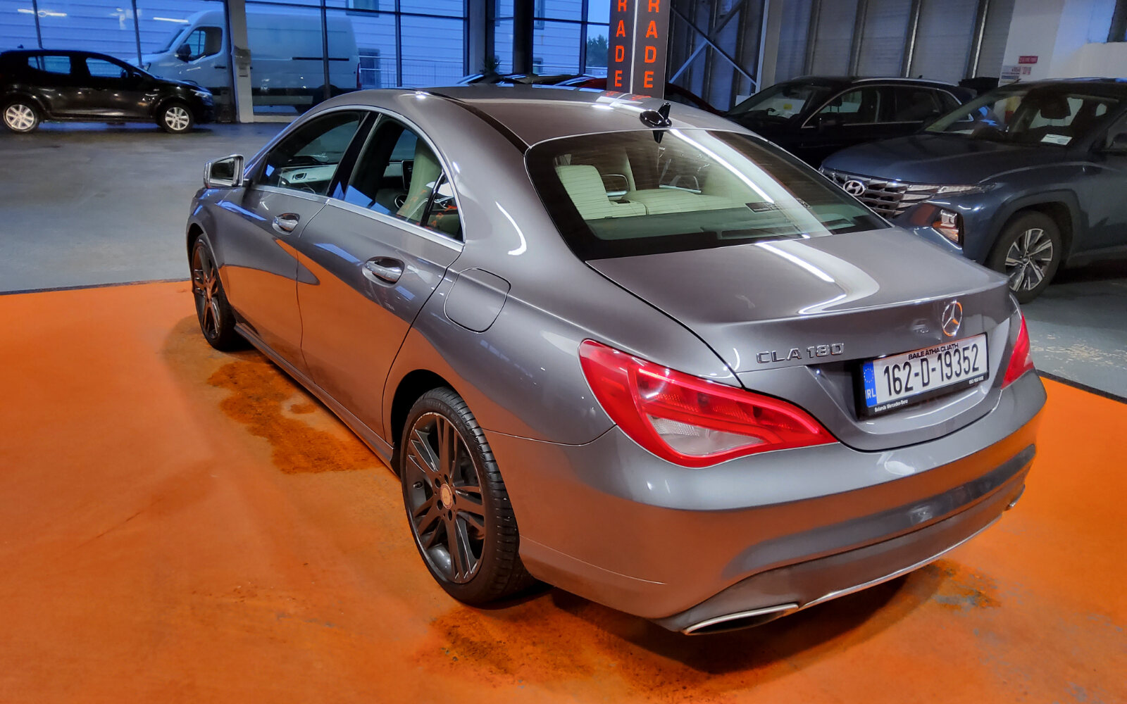 Mercedes-Benz CLA 180 URBAN