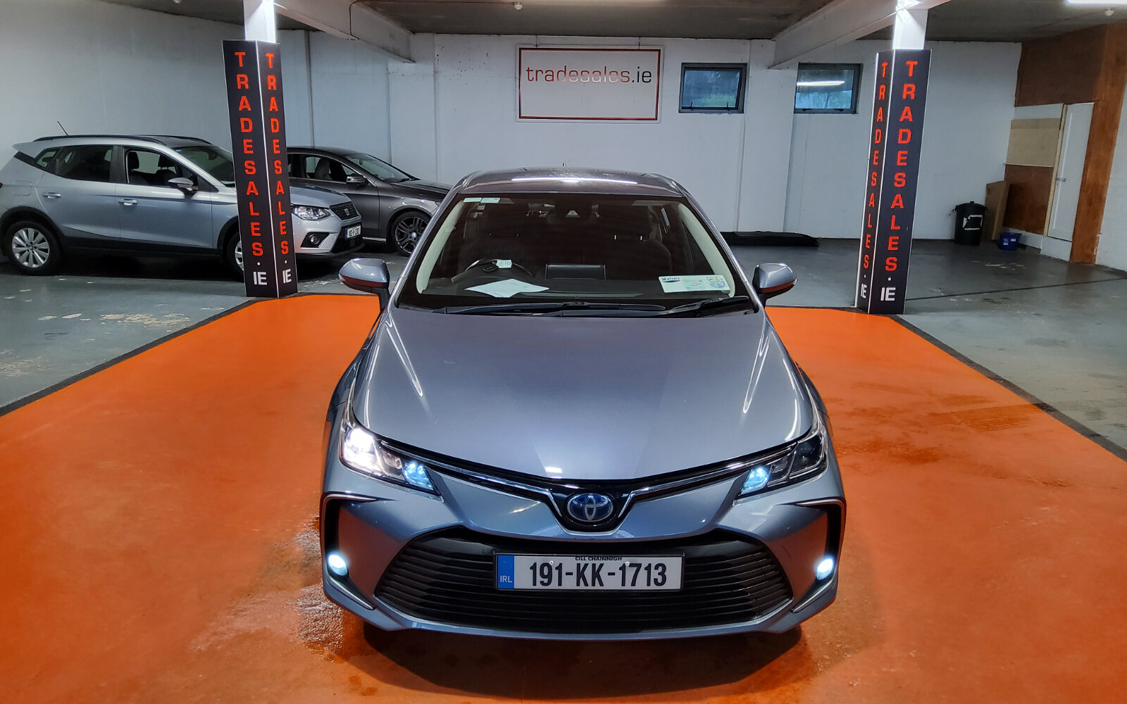 Toyota Corolla 1.8 Hybrid Luna Saloon