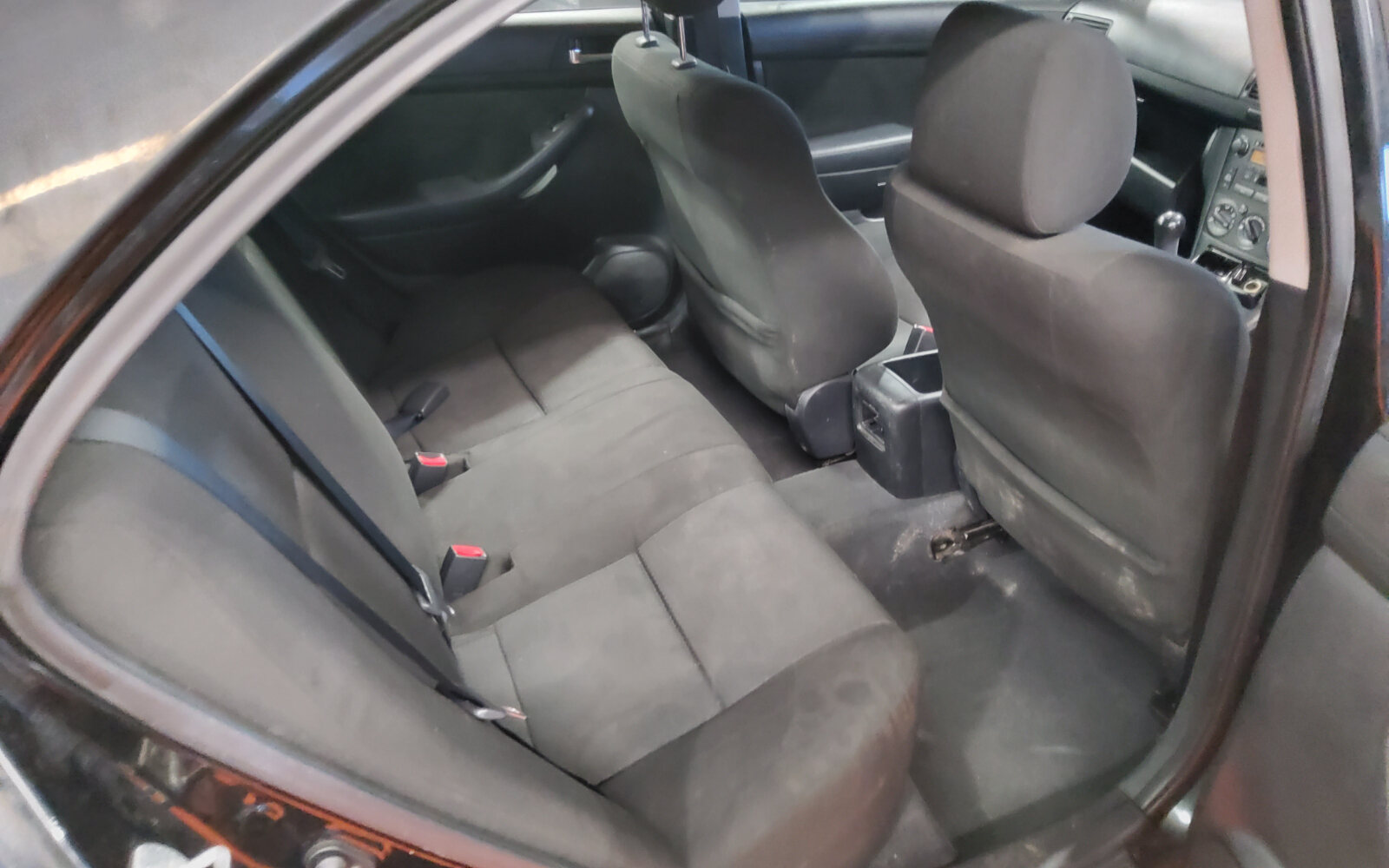 Toyota Avensis 1.6 VVT-i Strata