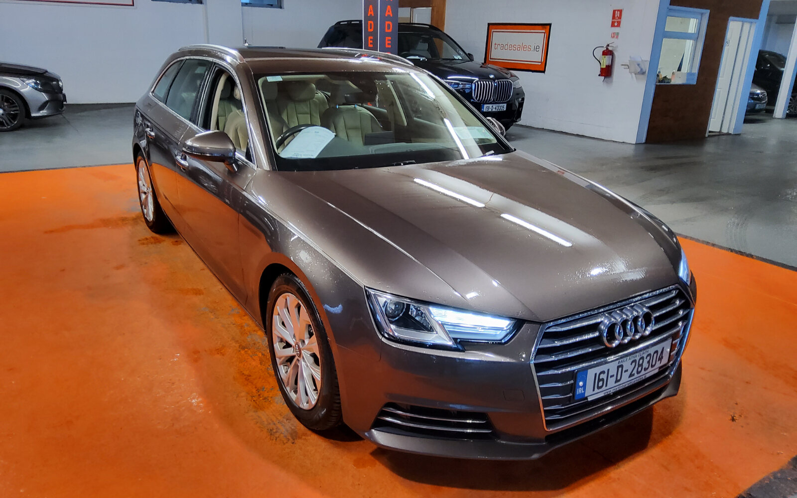 Audi A4 2.0TDI 136HP SE