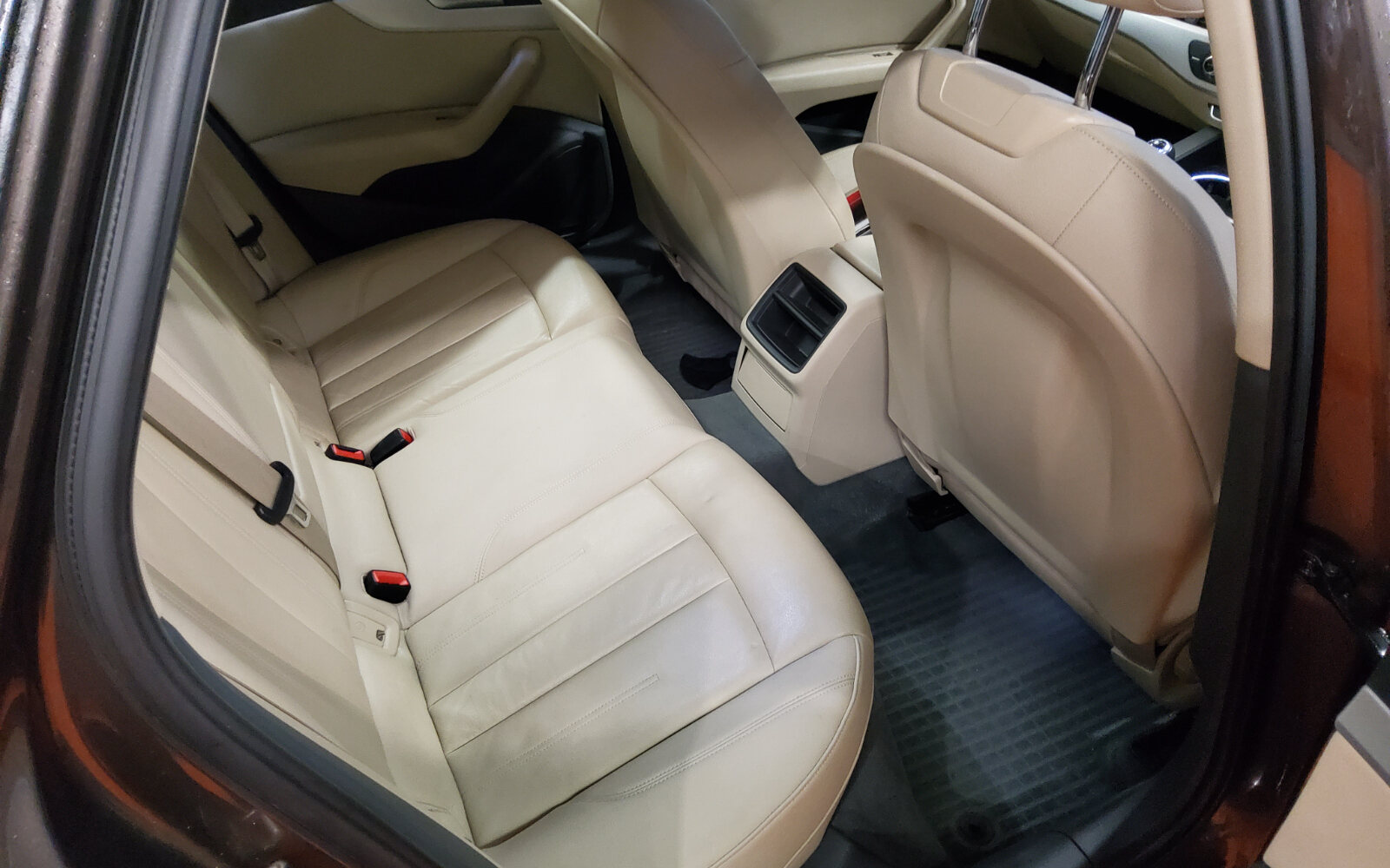 Audi A4 2.0TDI 136HP SE