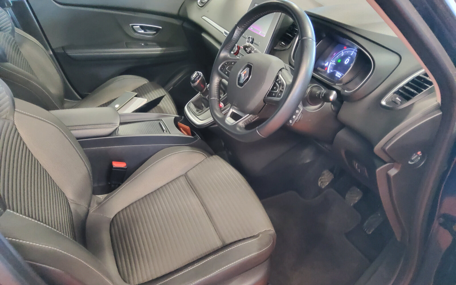 Renault Grand Scenic 1.75 Blue dCi 120 Iconic