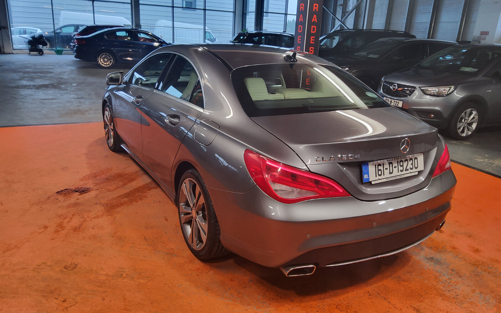 Mercedes-Benz CLA 180 D URBAN A/T