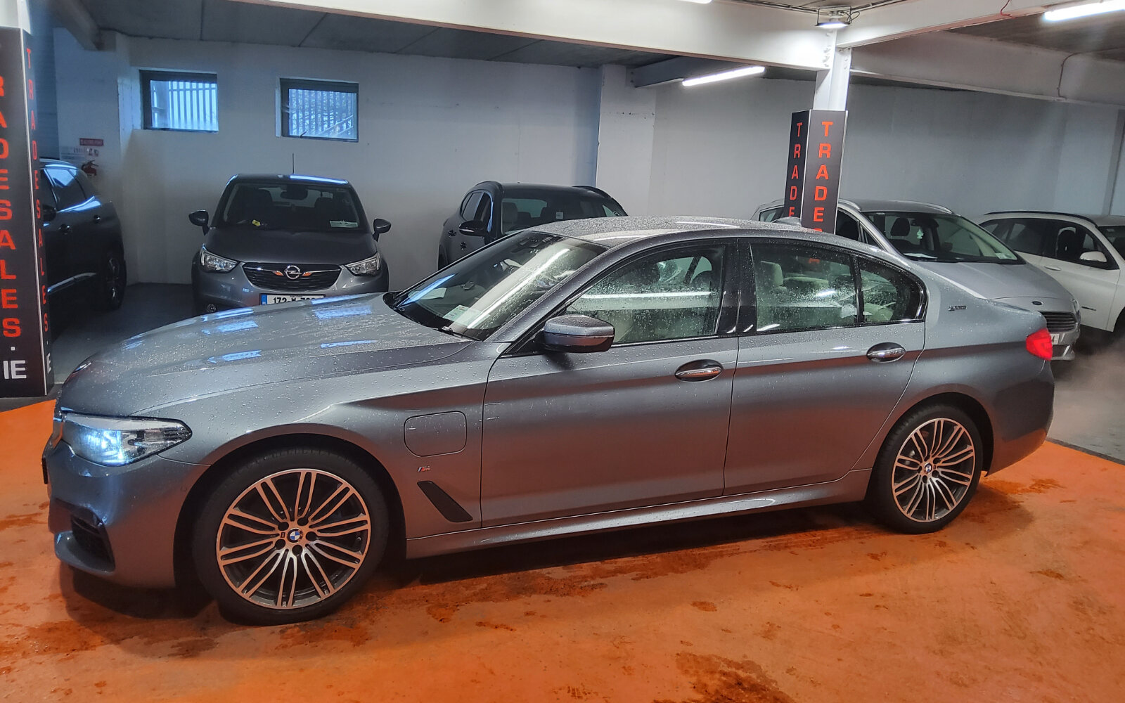 BMW 5-Series 530e M Sport Auto