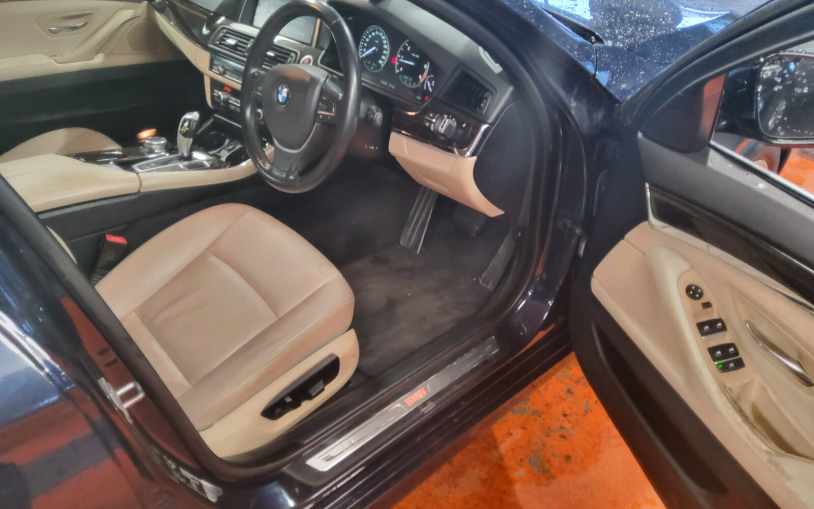 BMW 5-Series 520D LUXURY AUTO