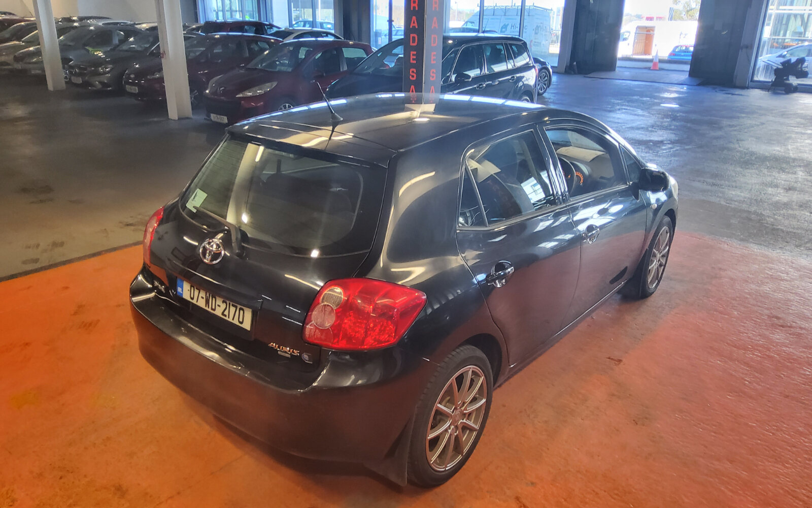 Toyota Auris 1.4 VVT-i Terra