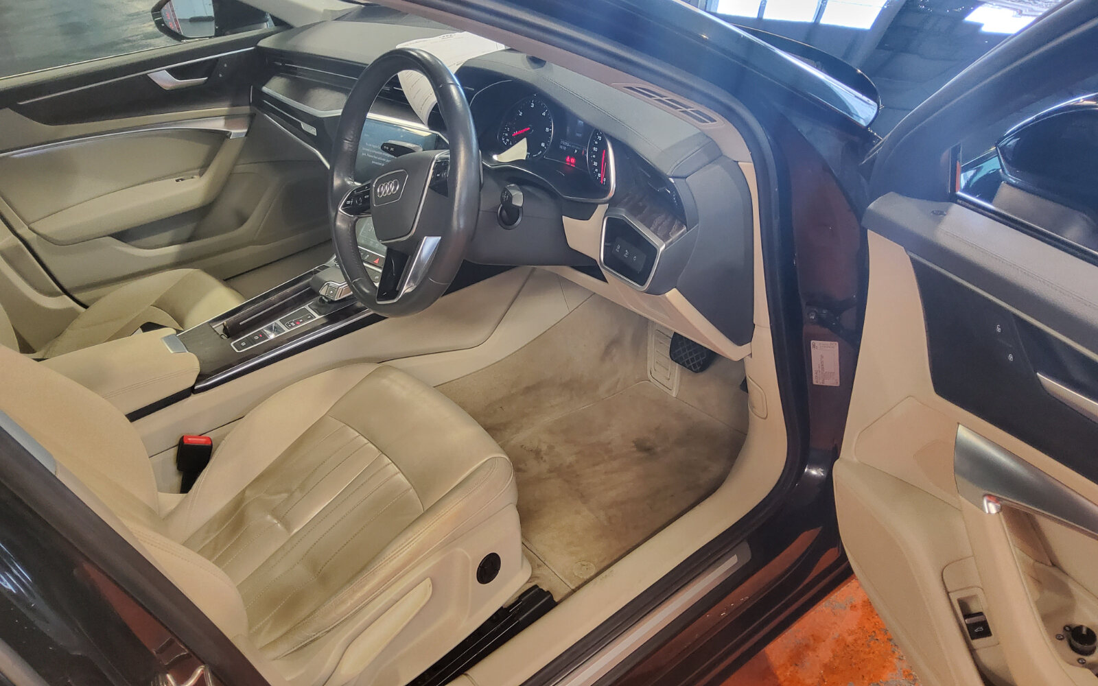 Audi A6 2.0TDI 204 S tronic SE