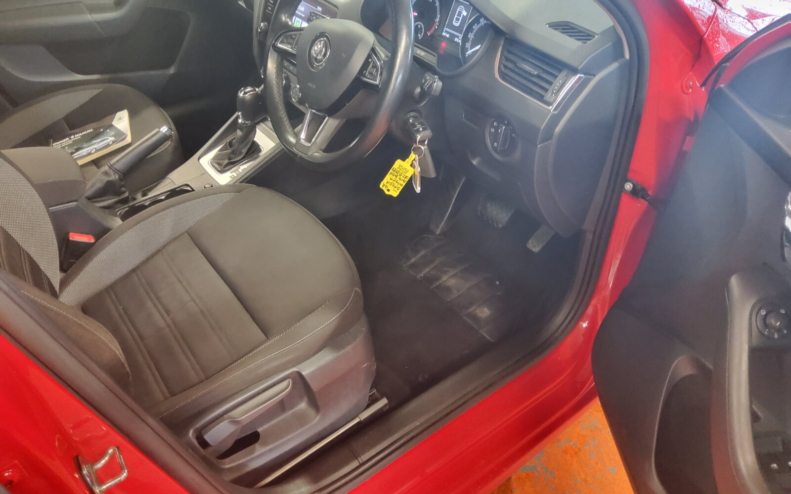 Skoda Octavia AMBITION 1.6TDI 115HP DSG