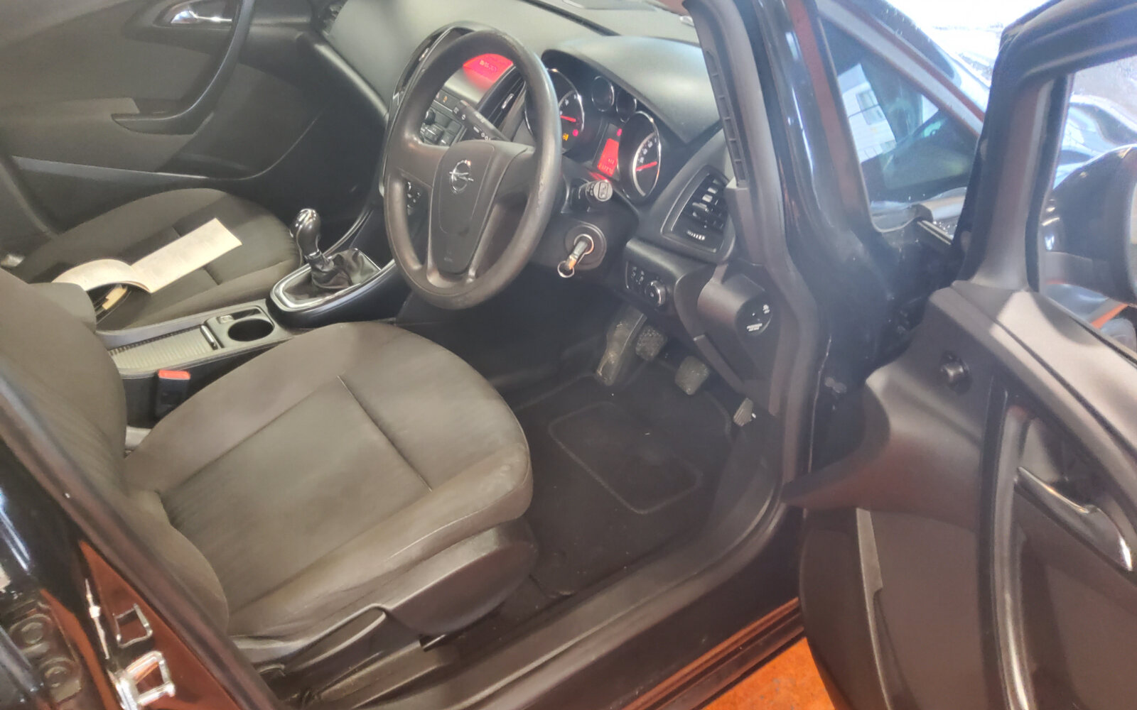 Opel Astra 1.4 16v VVT 100PS S