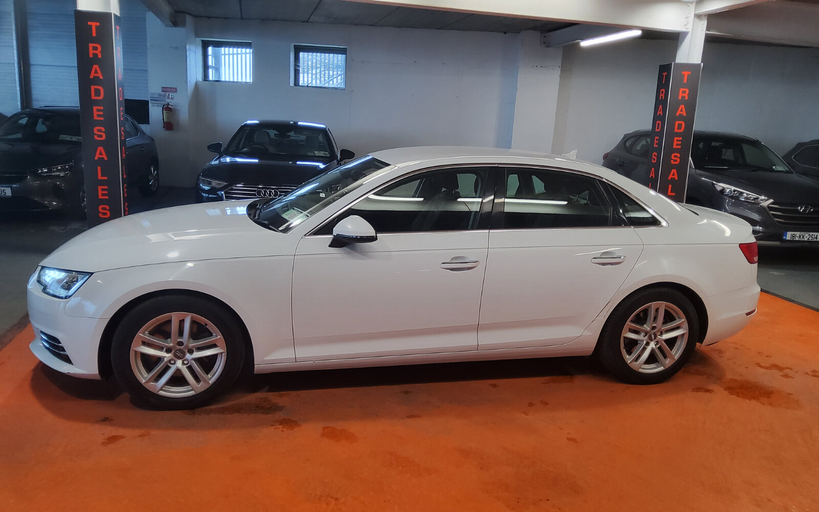Audi A4 2.0TDI 150HP SE Ultra