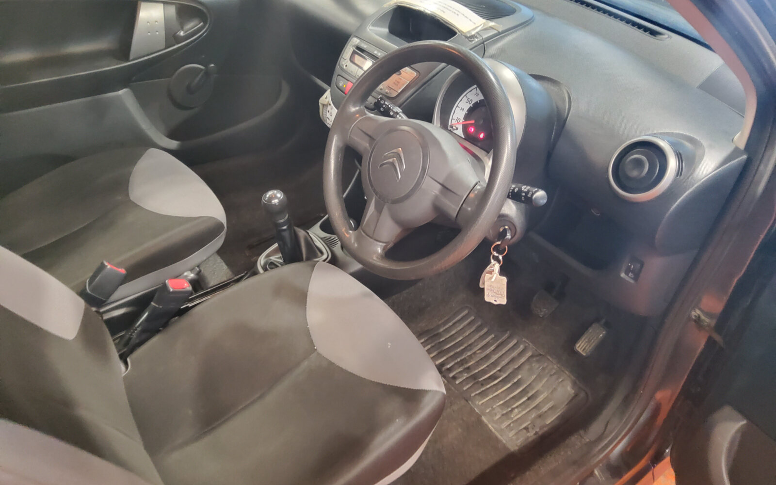 Citroen C1 1.0i 12V 68hp VT