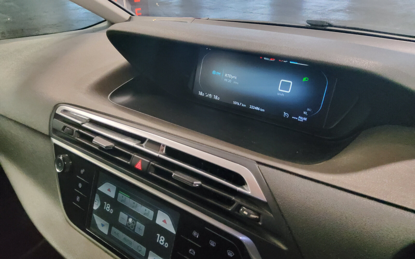 Citroen C4 Picasso 1.6 e-HDi 115 manual 6-speed Exclusive