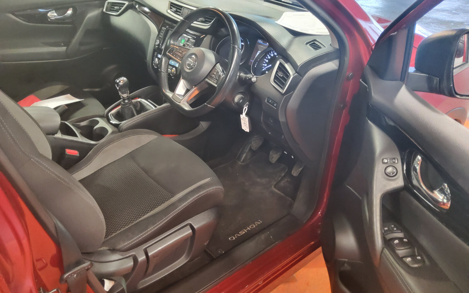 Nissan Qashqai 1.3 PET SV