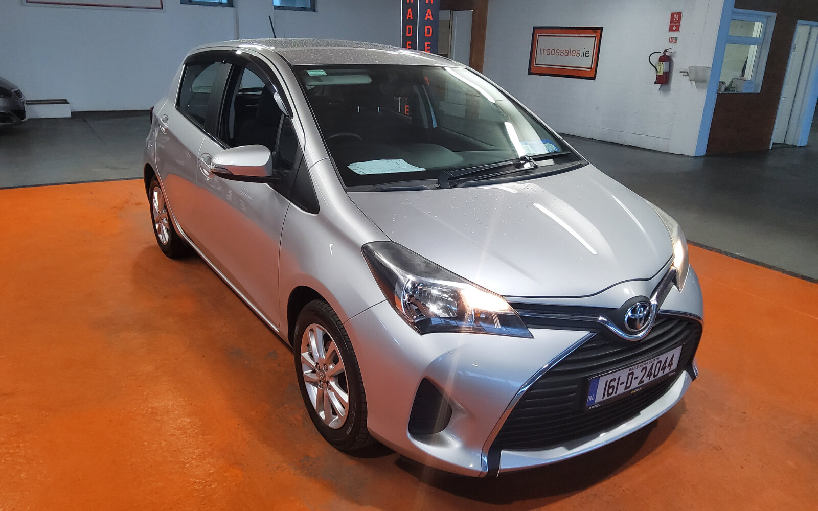 Toyota Yaris 1.0 VVT-i 3Dr Aura