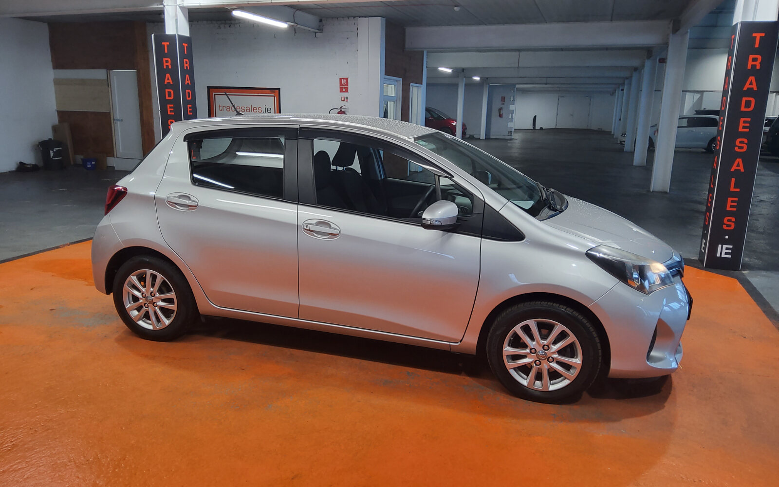 Toyota Yaris 1.0 VVT-i 3Dr Aura