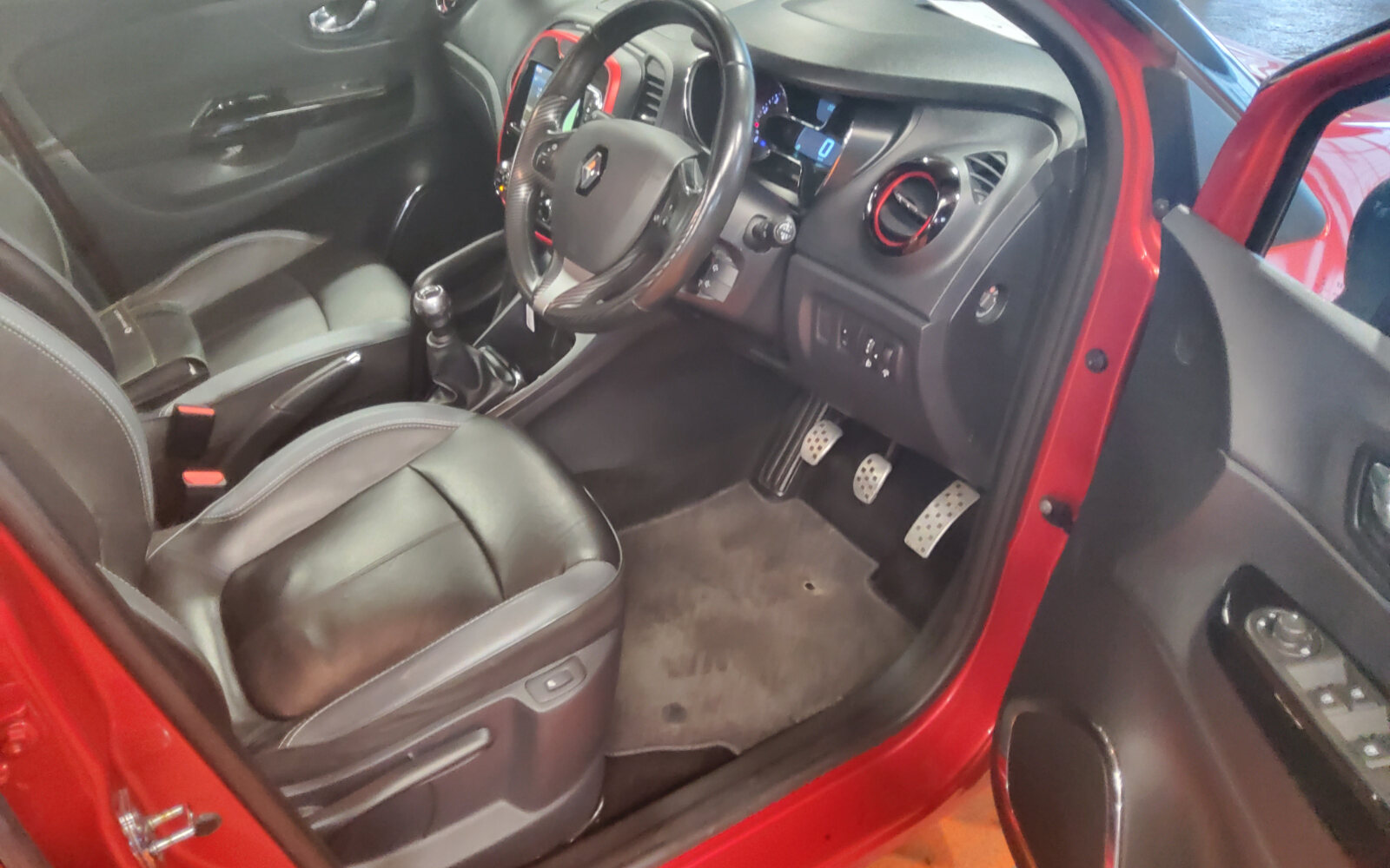 Renault Captur dCi 90 SIGNATURE X NAV