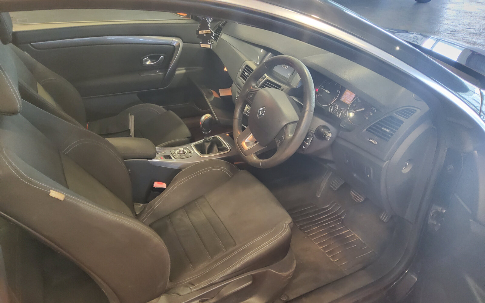 Renault Laguna 2.0 DCI 150 TOMTOM ED AUTO