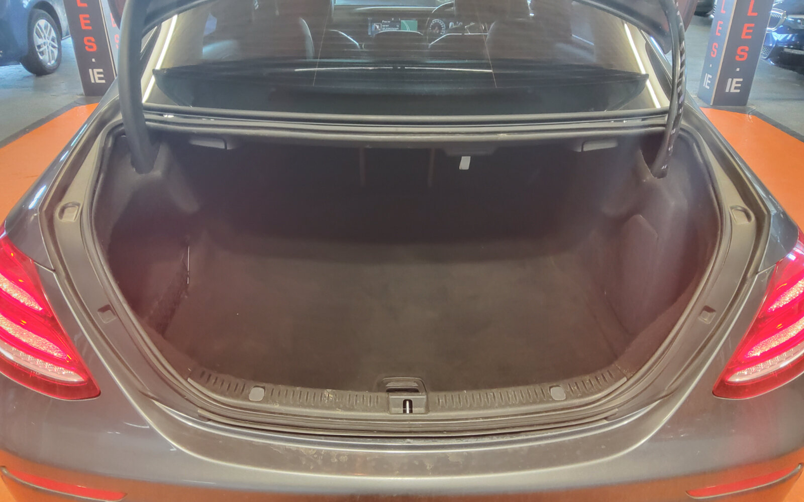 Mercedes-Benz E-Class E 220 d 4MATIC Avant Int & AMG Line Ext