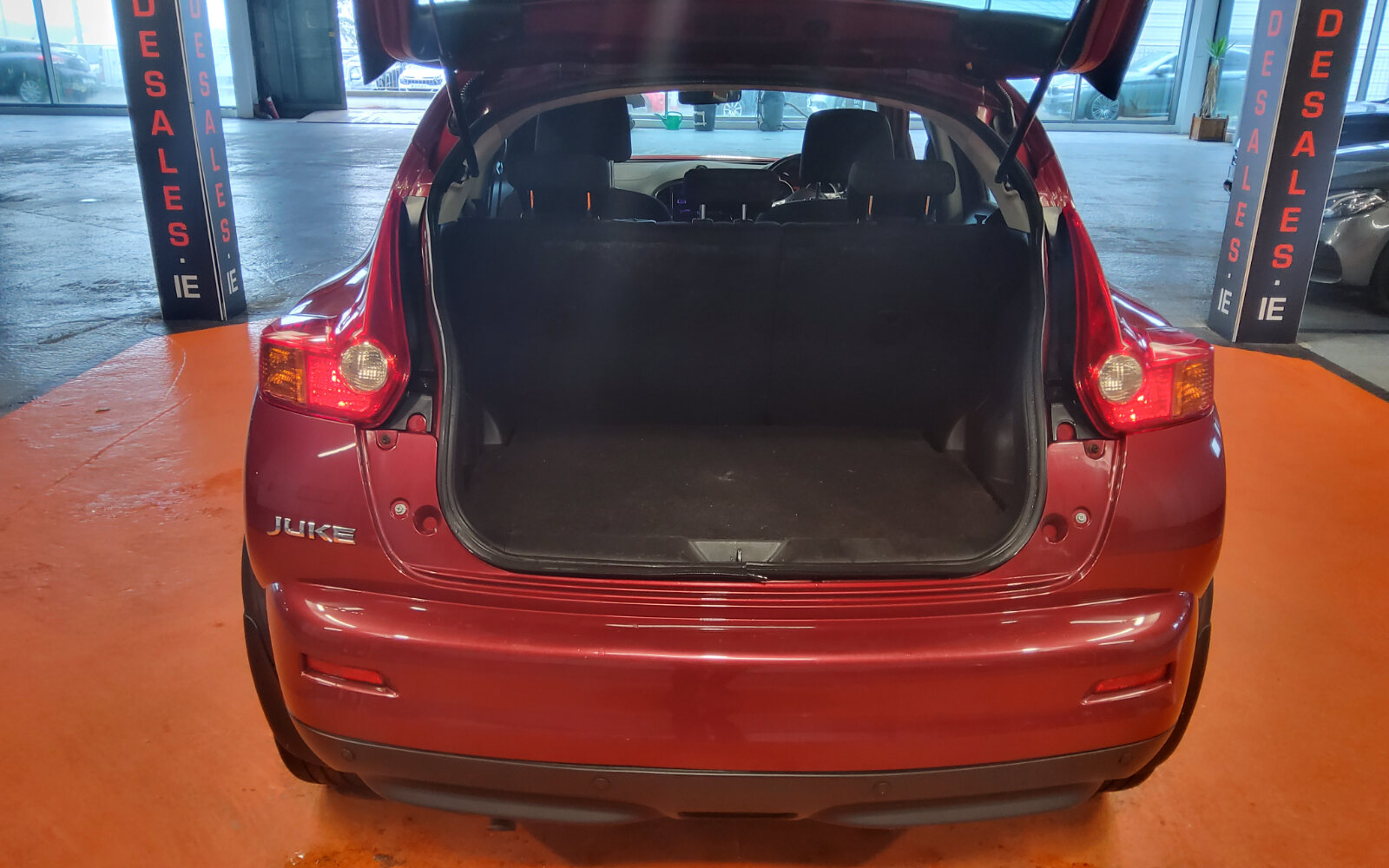 Nissan Juke 1.6 litre petrol SV CVT