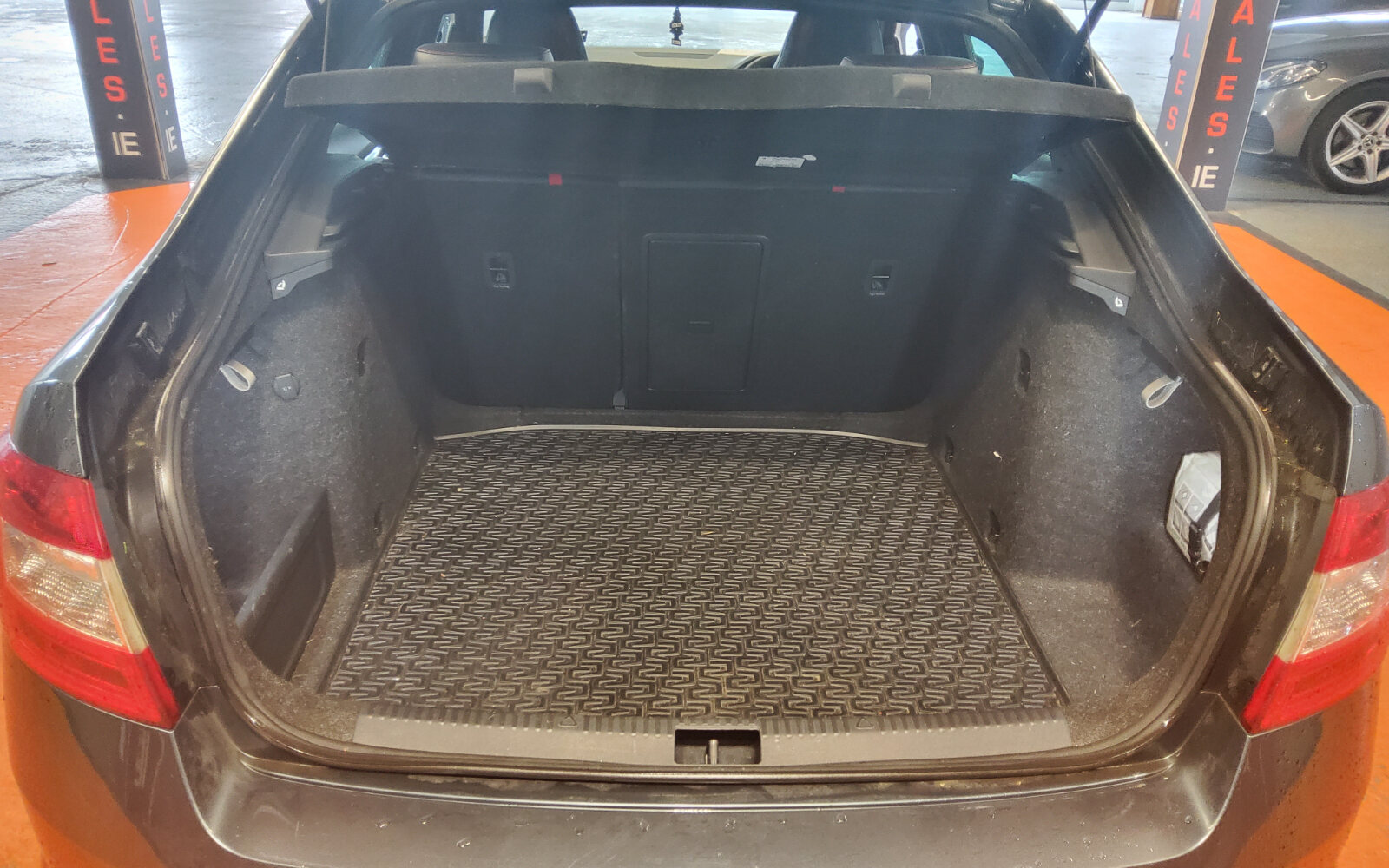 Skoda Octavia RS 2.0TDI 184HP