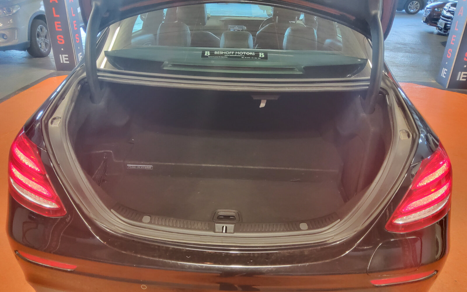 Mercedes-Benz E-Class E 350 E AMG LINE A/T