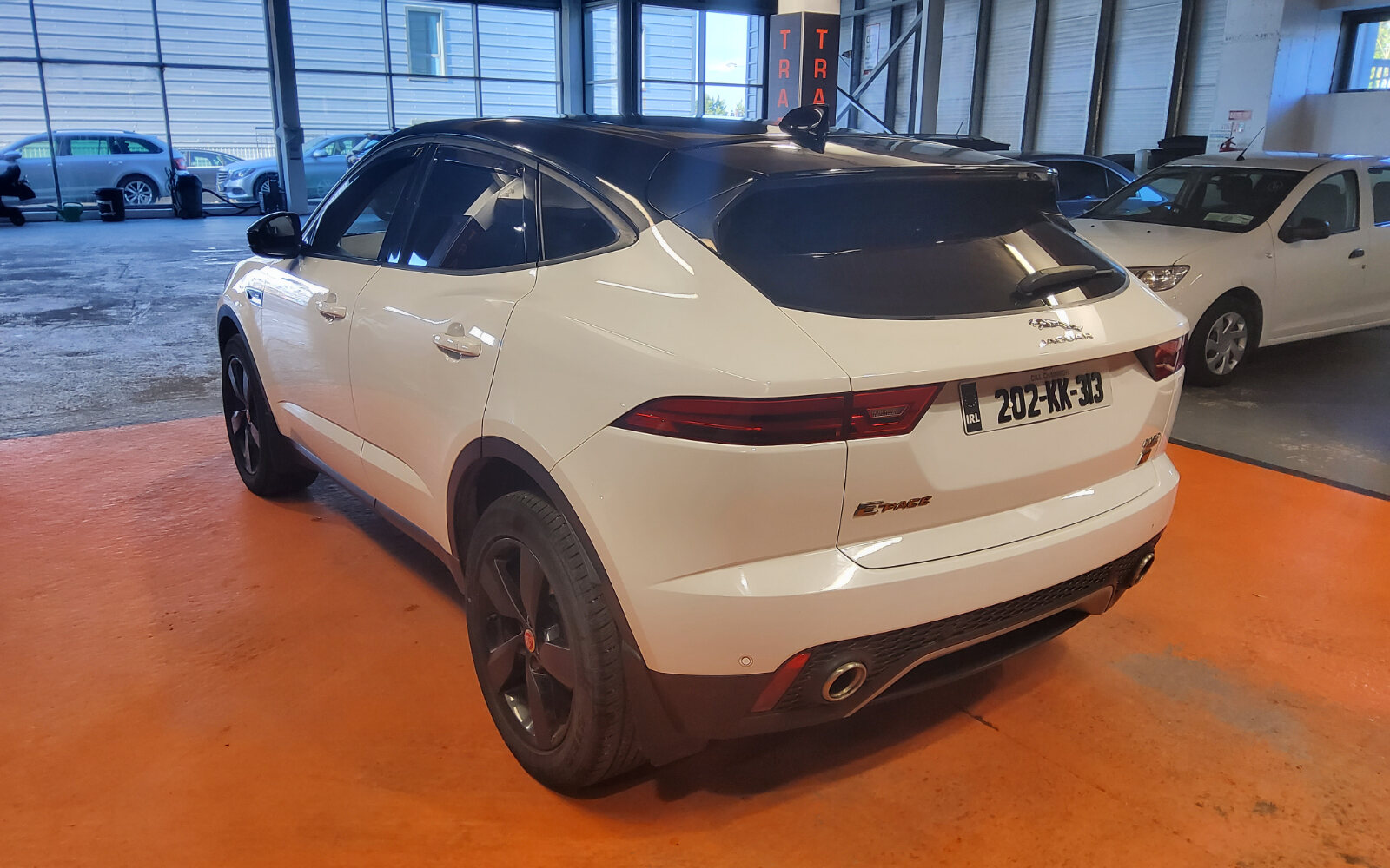 Jaguar E-Pace 2.0D I4 150 PS AWD Manual S