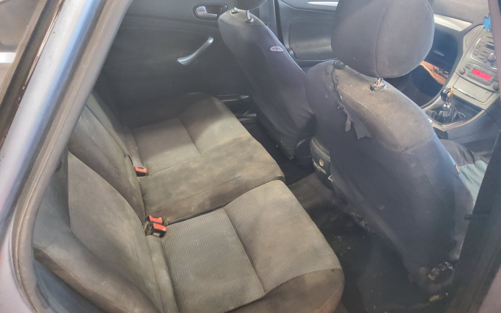 Ford Mondeo 2.0TDCi 140PS Zetec