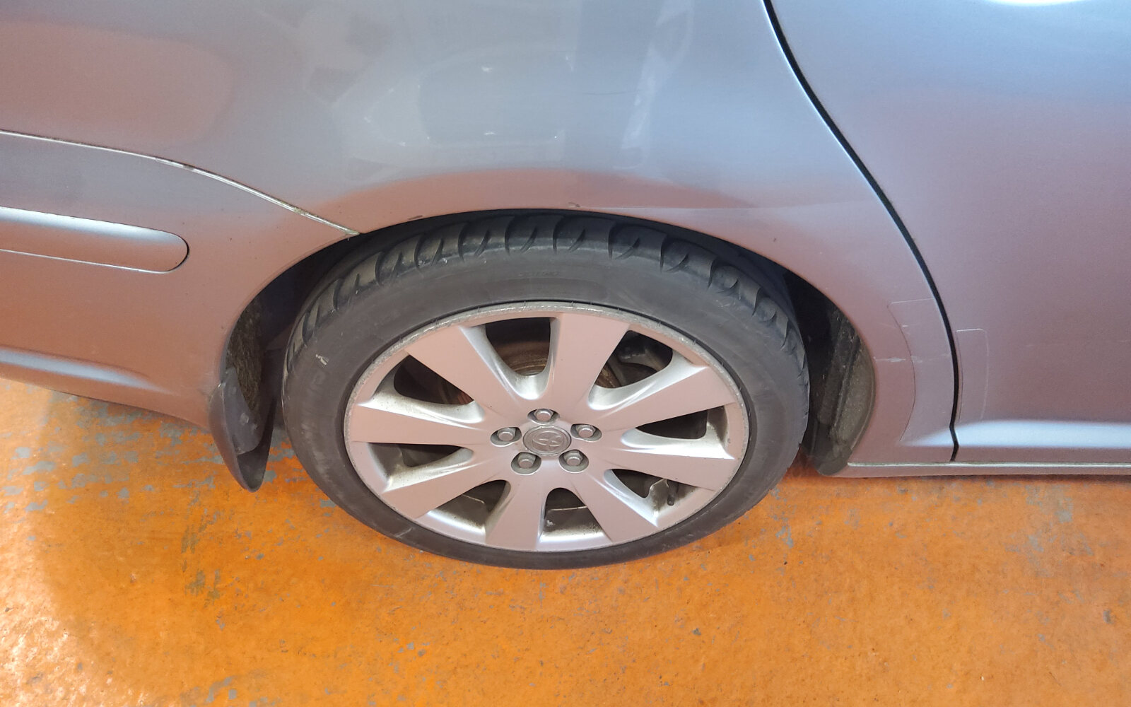 Toyota Avensis 2.0 D-4D Aura