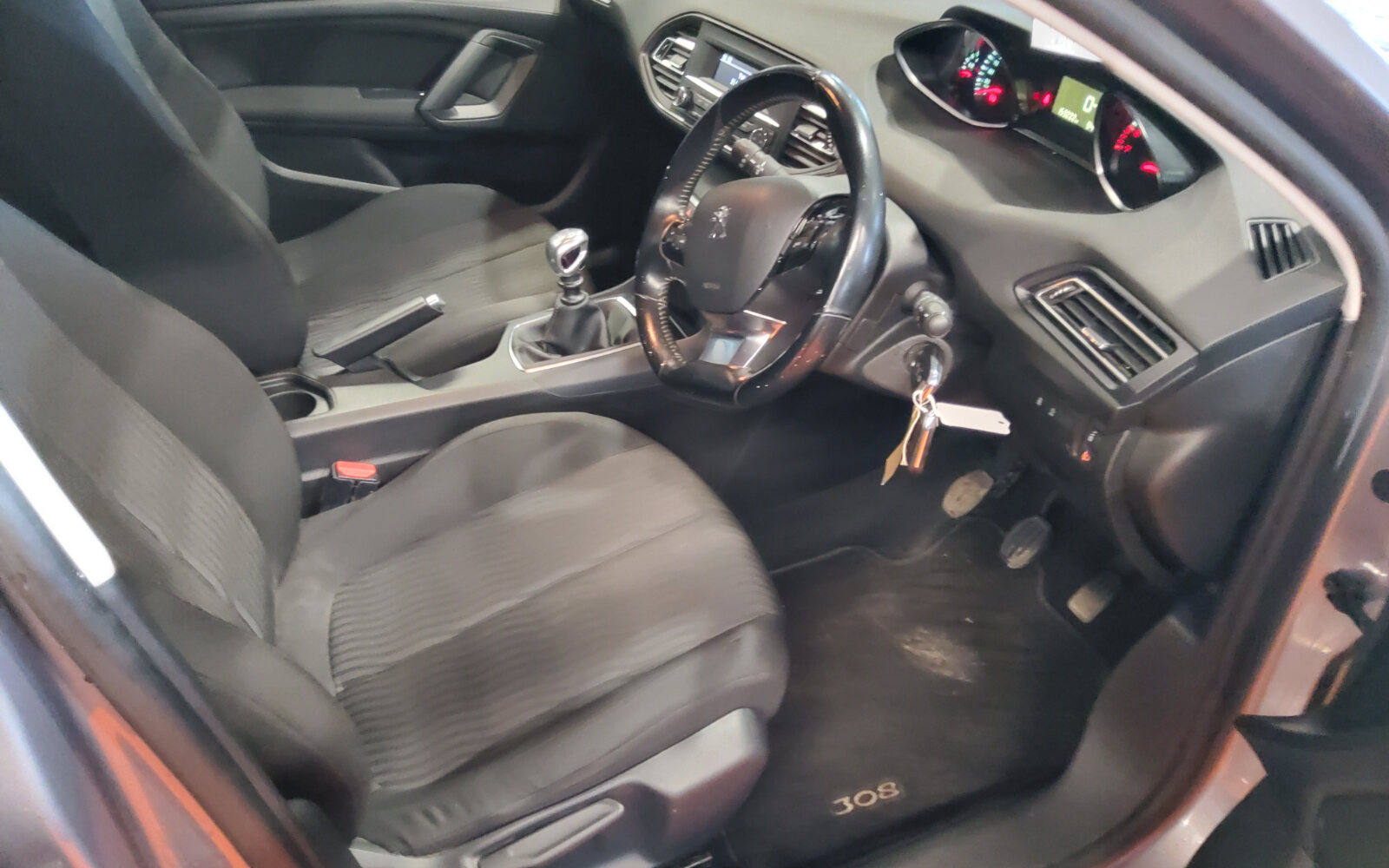 Peugeot 308 1.2 PTech 110bhp Access