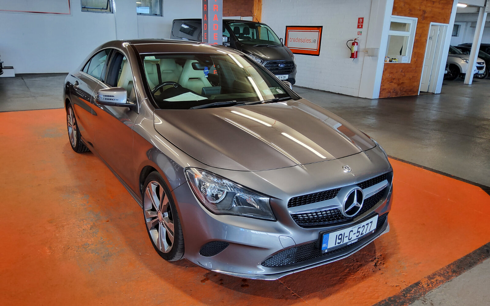 Mercedes-Benz CLA CLA 180