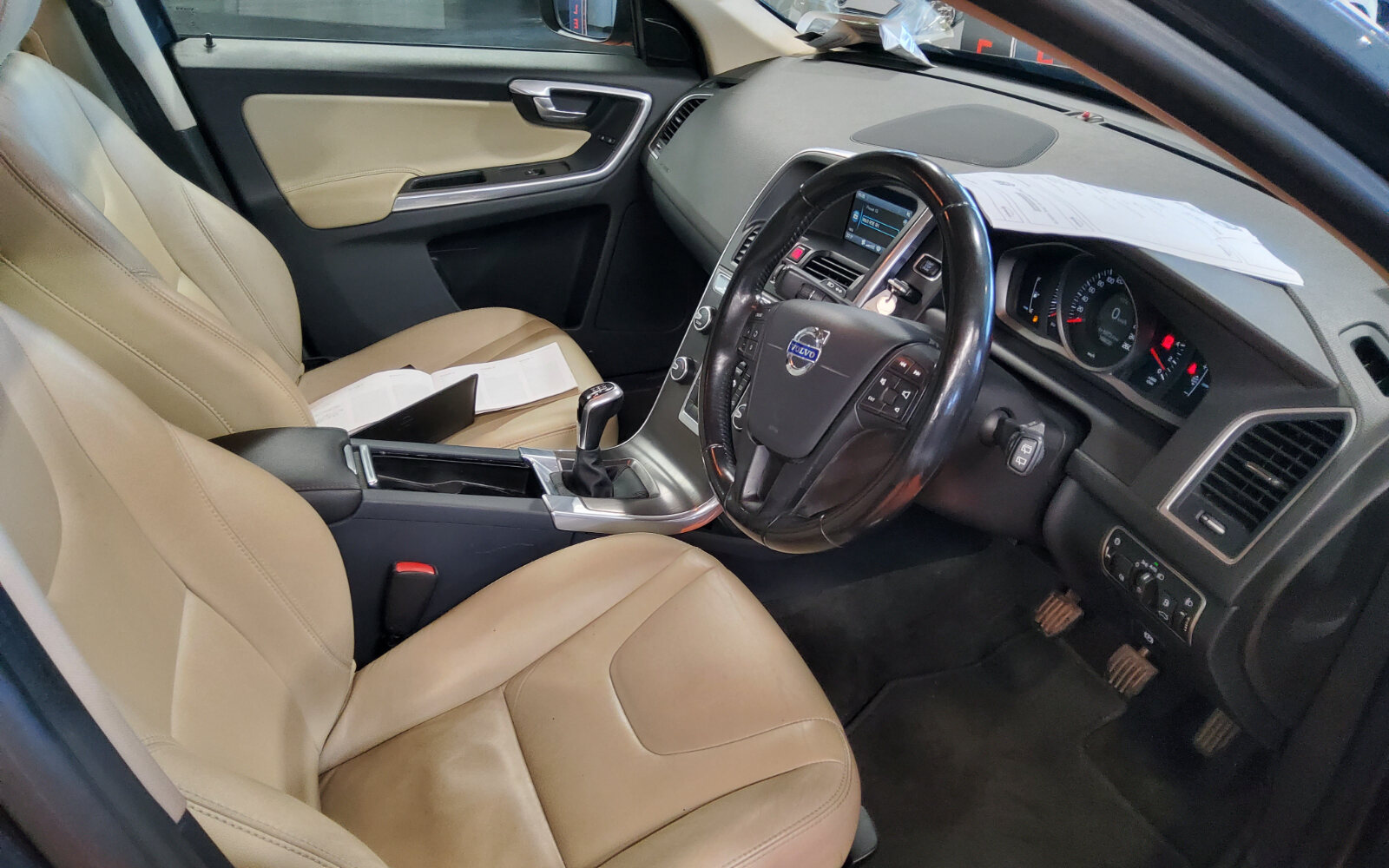 Volvo XC60 D3 (150hp) FWD ES