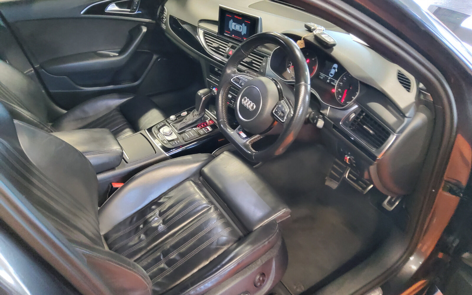 Audi A6 2.0TDI 190 Ultra S-Tronic Black Edition