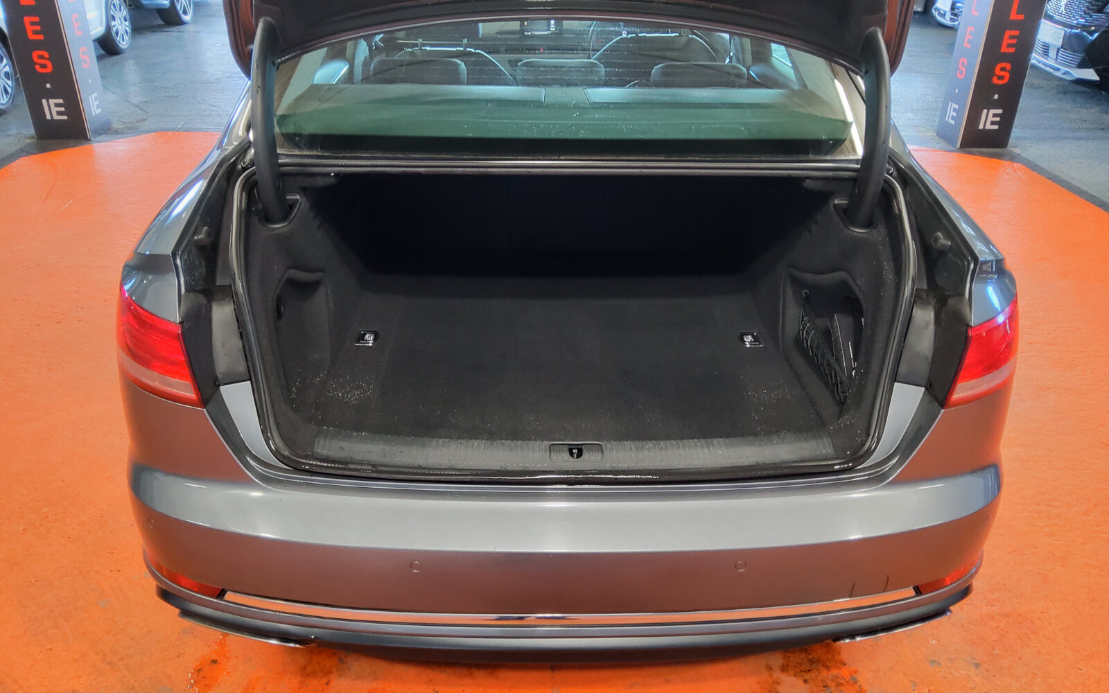 Audi A4 35TDI 150HP S tronic S Line