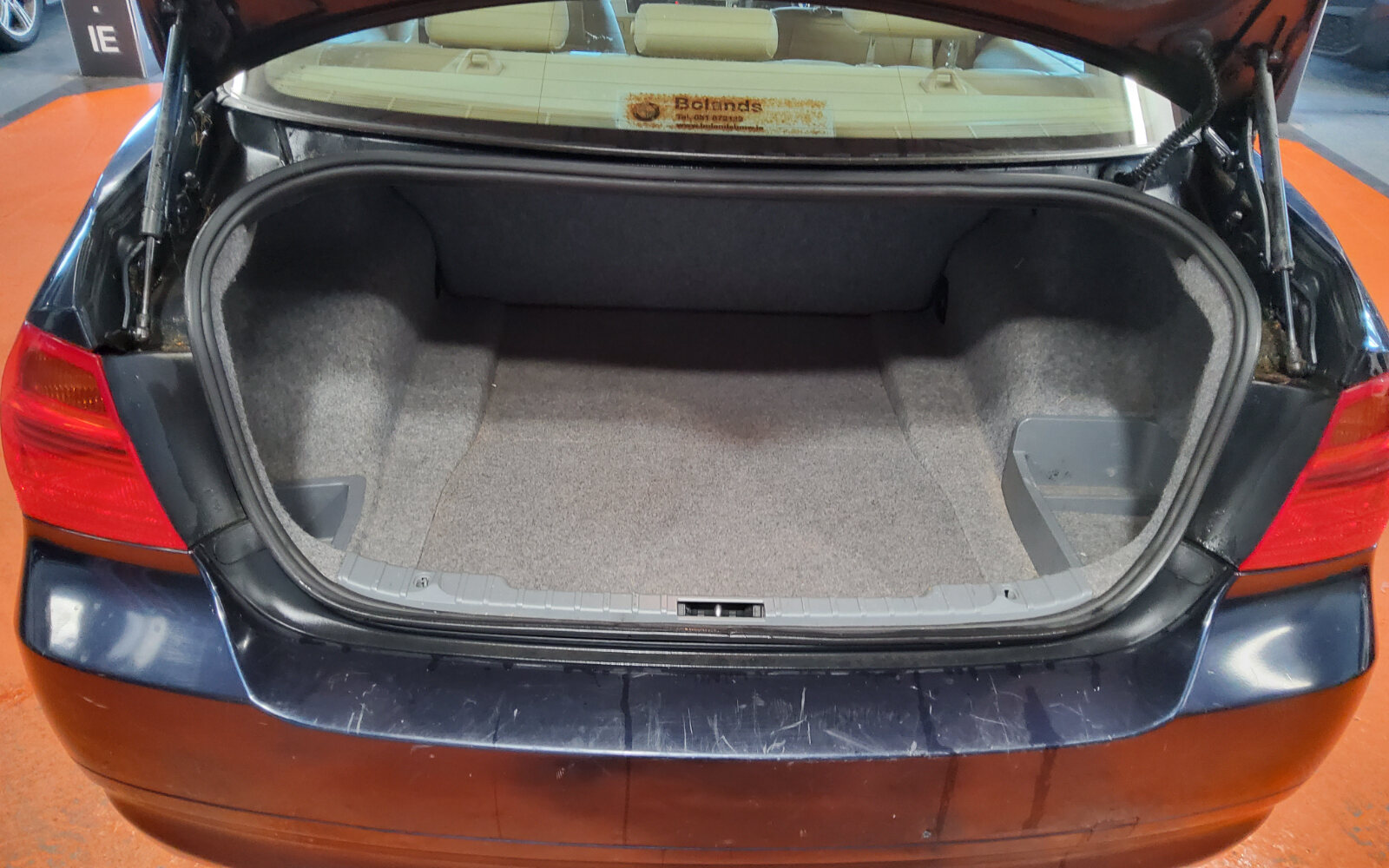 BMW 3-Series 318d ES