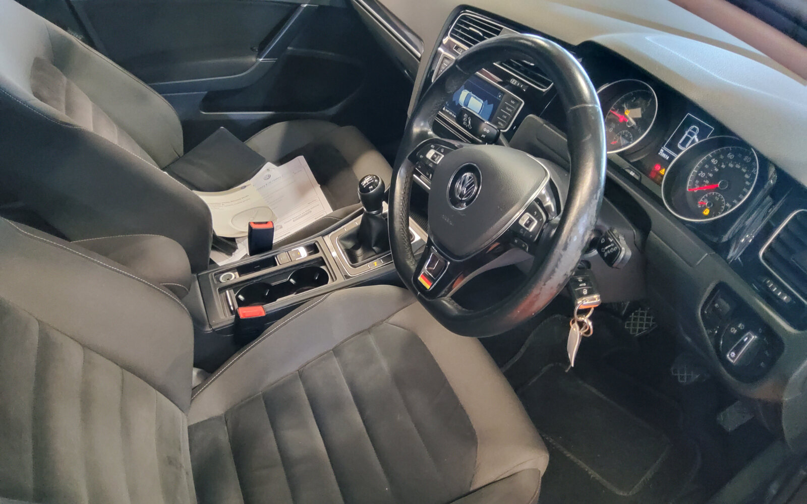 Volkswagen Golf 2.0TDI 5DR 150HP Highline