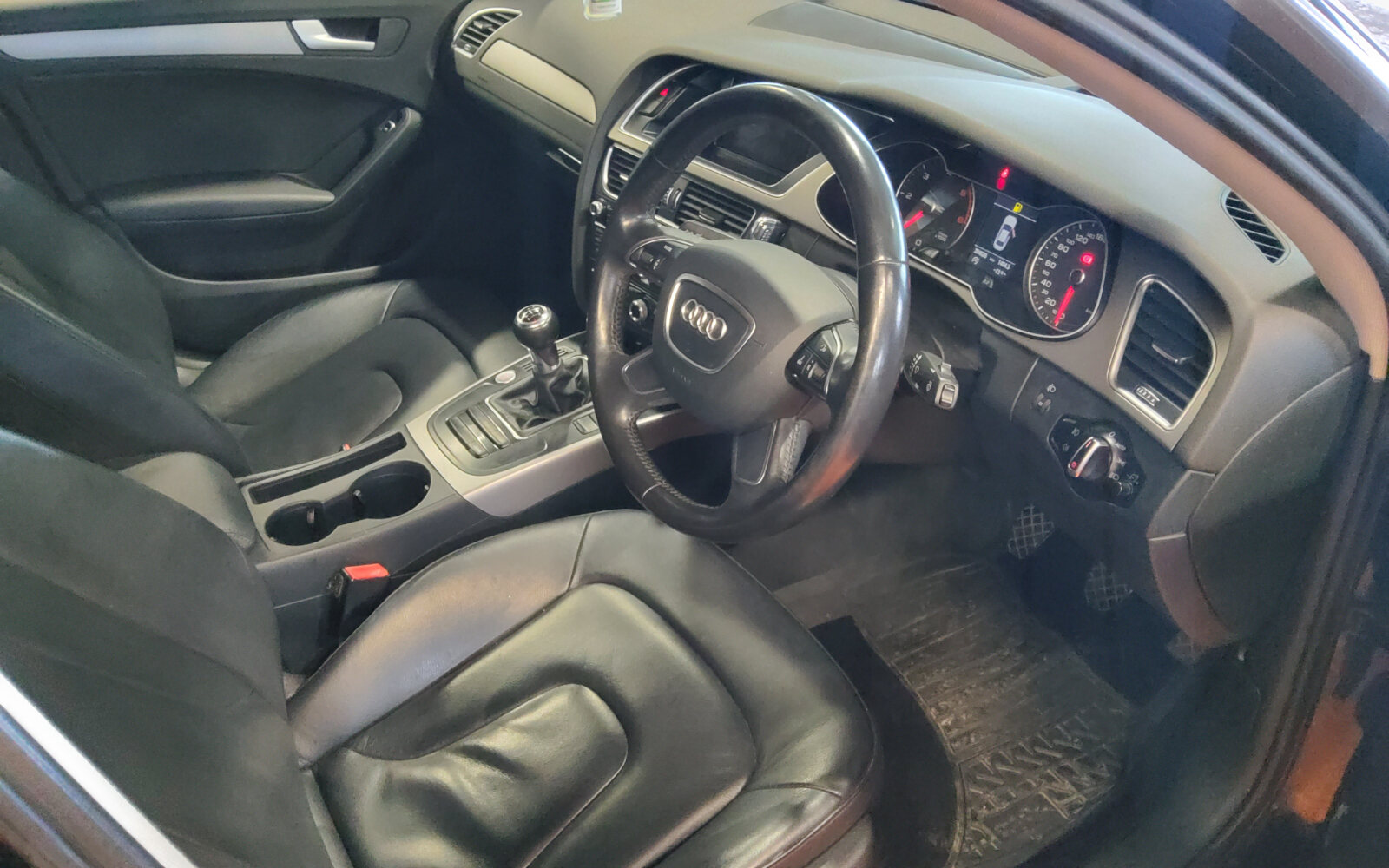 Audi A4 2.0 TDI 120BHP SE