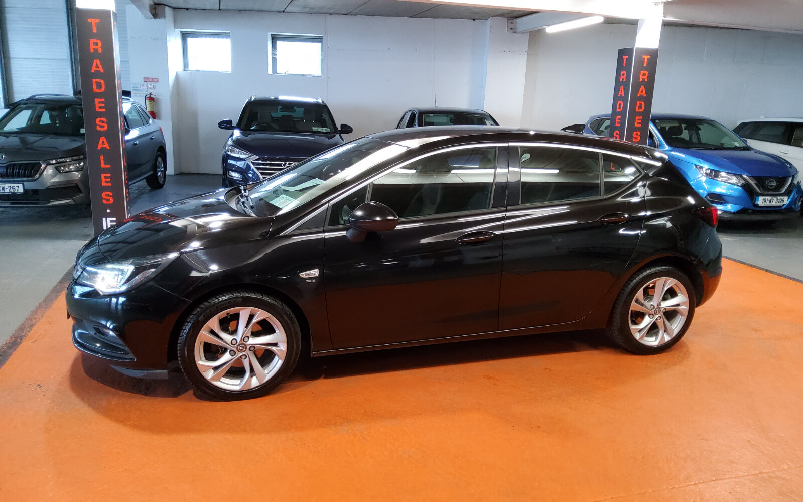 Opel Astra 1.6CDTi 110PS Sri