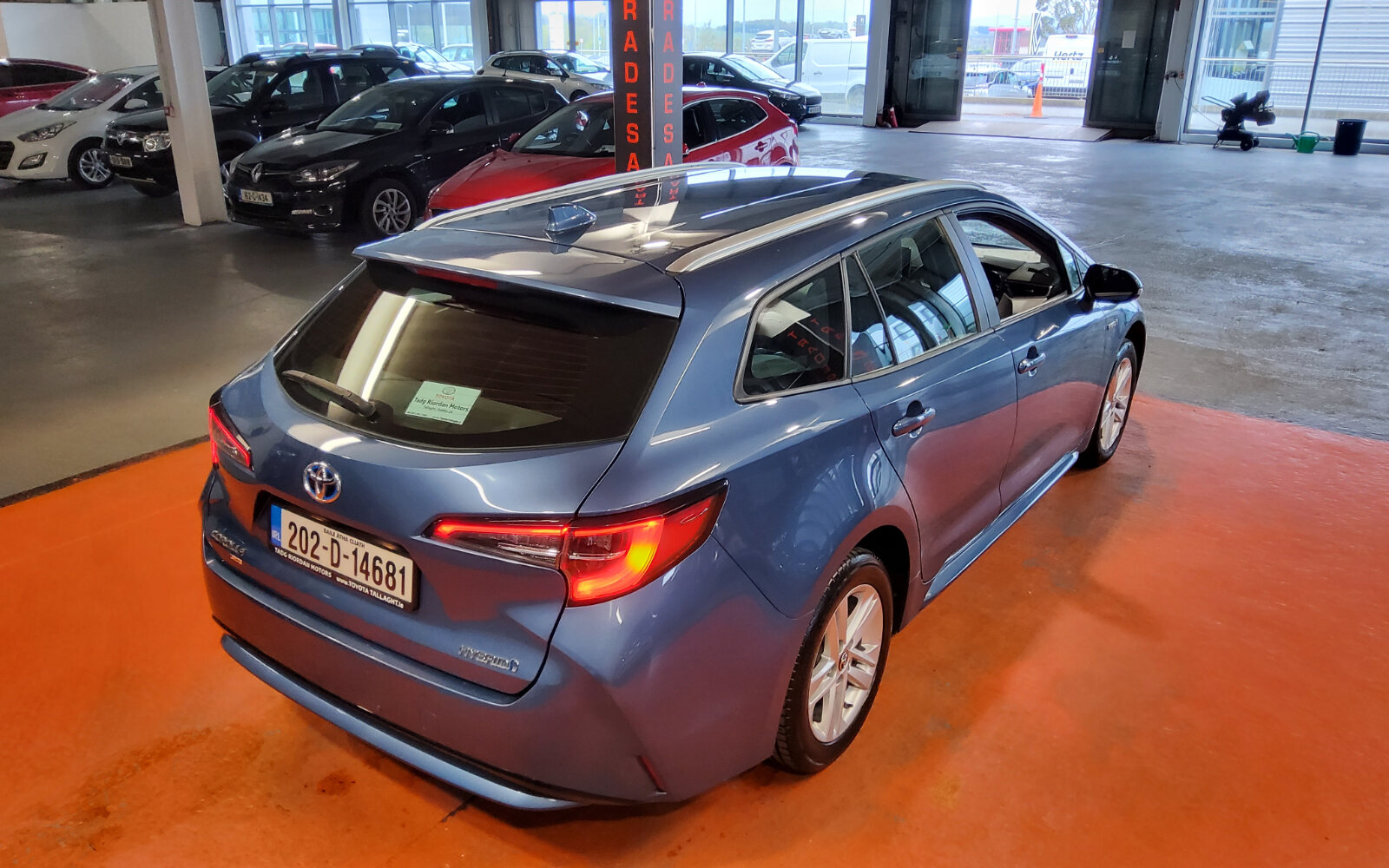 Toyota Corolla 1.8 Hybrid Luna Touring Sports