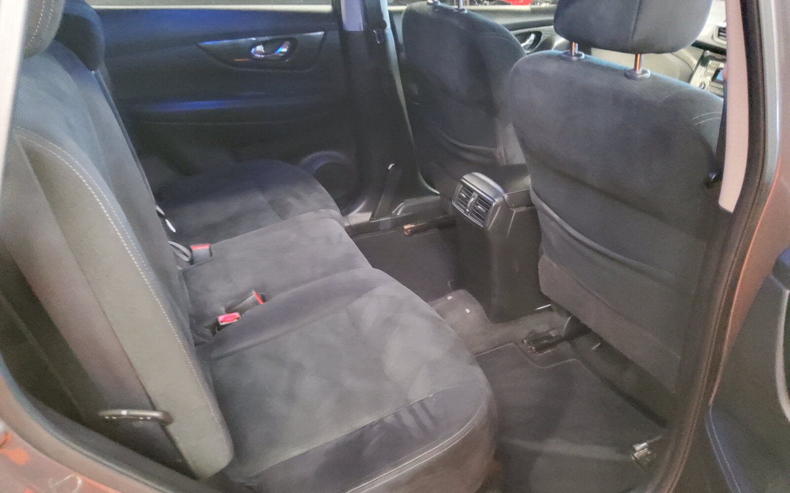 Nissan X-Trail 1.6d SV 7 Seats Design Pack