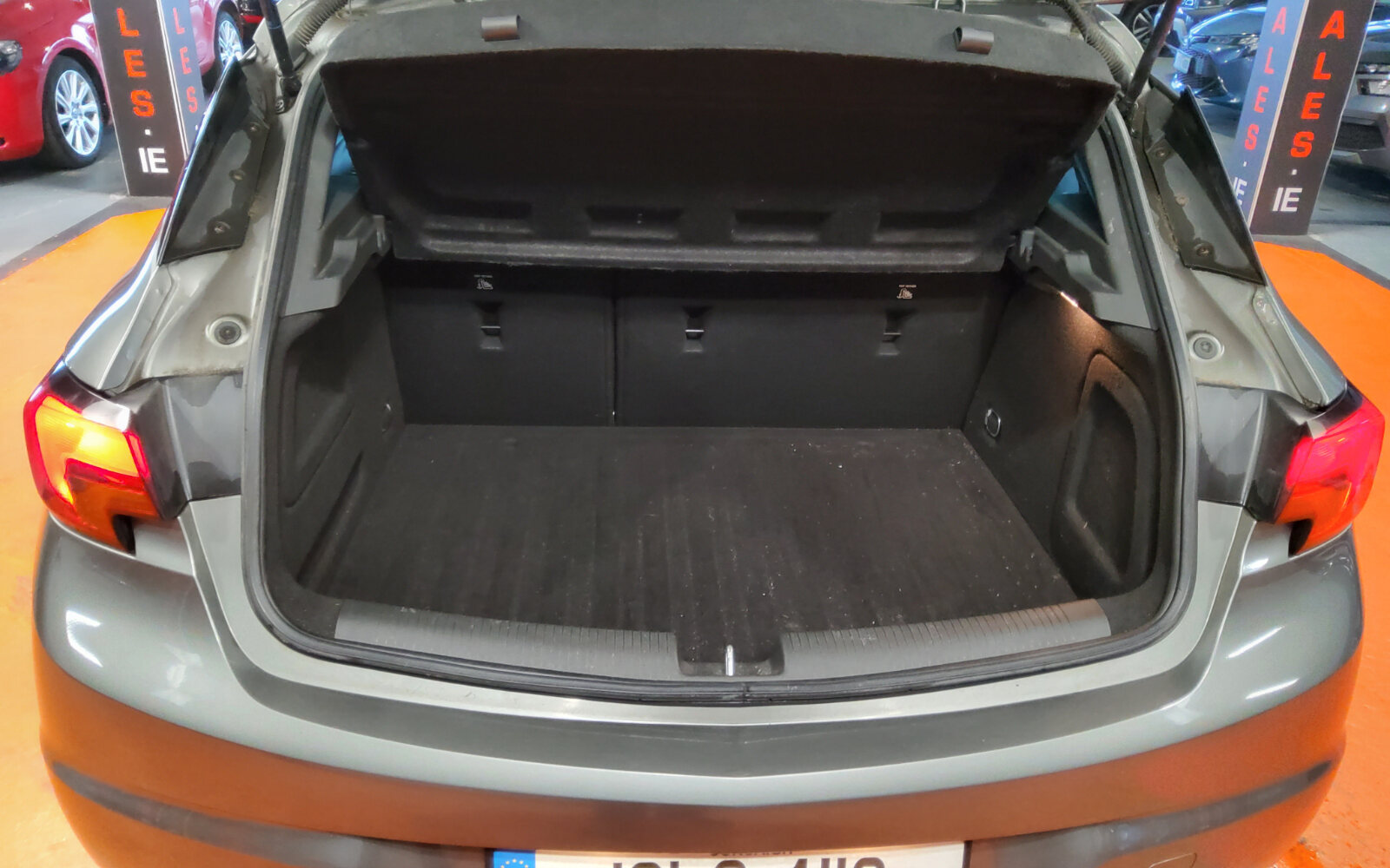 Opel Astra 1.6CDTi (110PS) SC