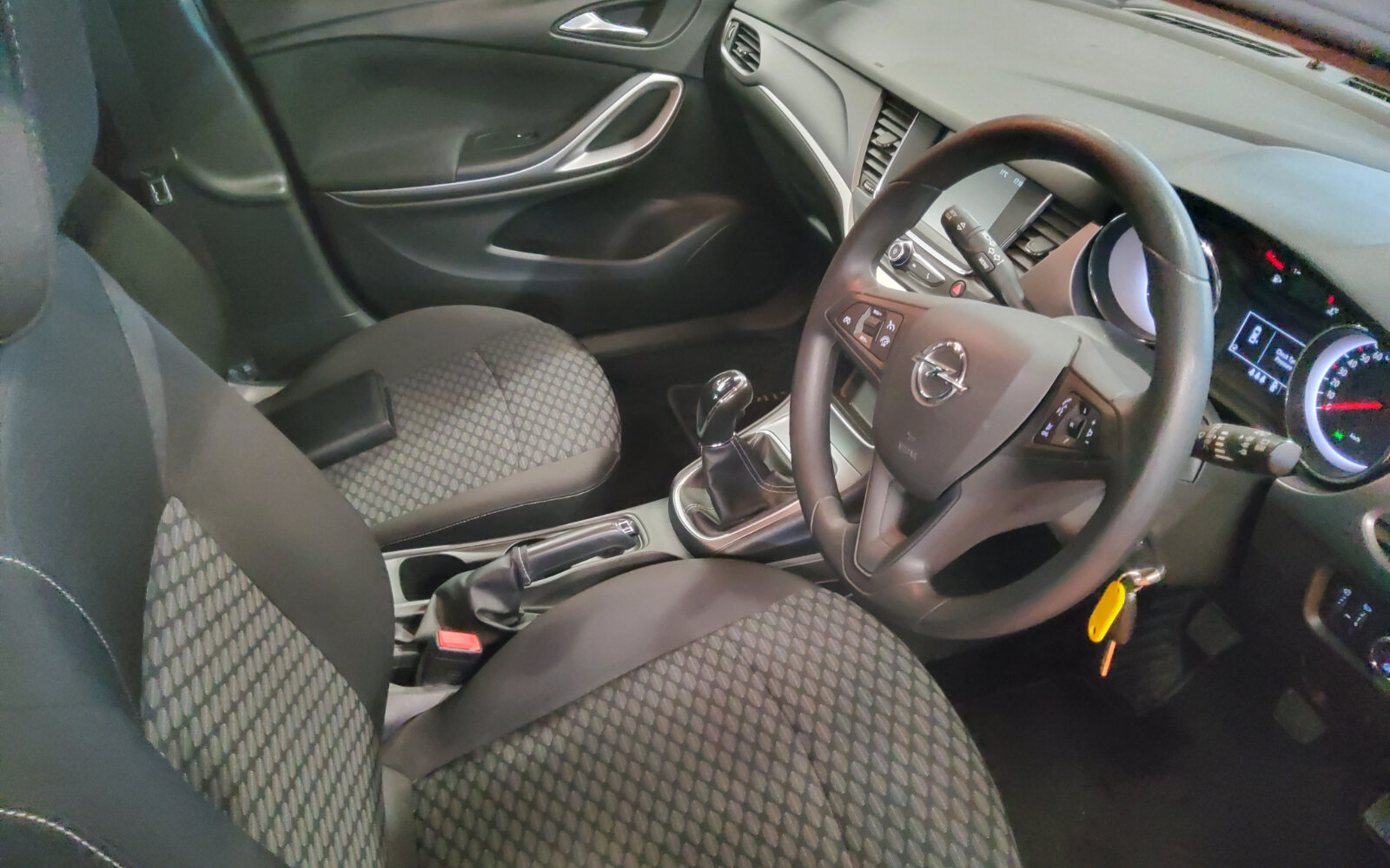 Opel Astra 1.6CDTi (110PS) SC