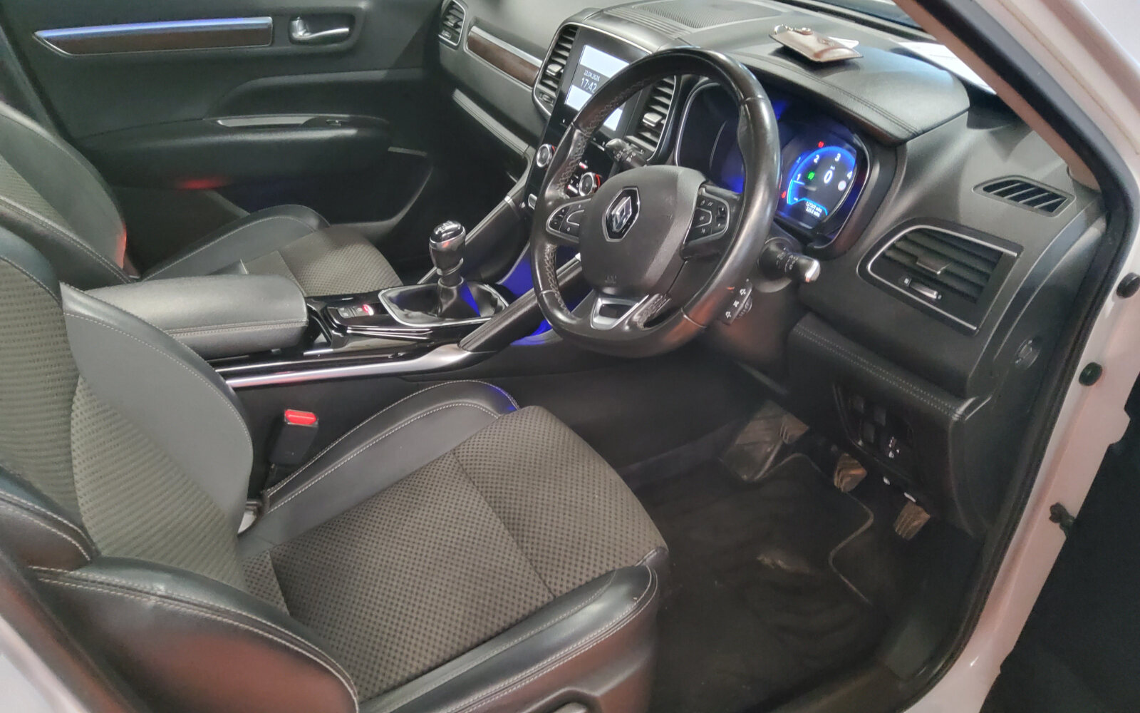 Renault Koleos 1.6 dCi 130 DYNAMIQUE S NAV