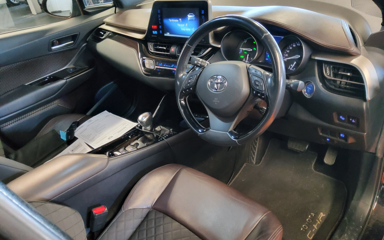 Toyota C-HR 1.8 HYBRID SOL