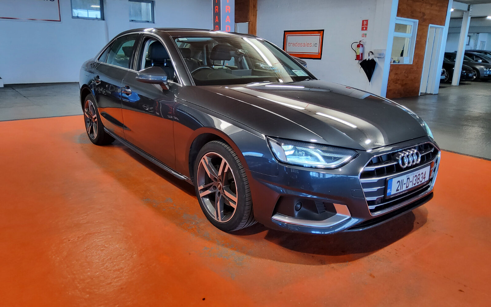 Audi A4 30 TDI 136HP S Tronic SE