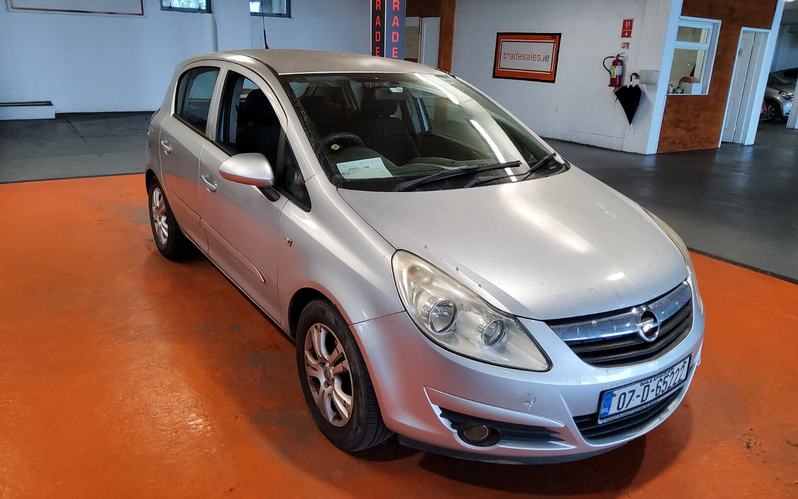 Opel Corsa 1.2i 16v CLUB 5 DR
