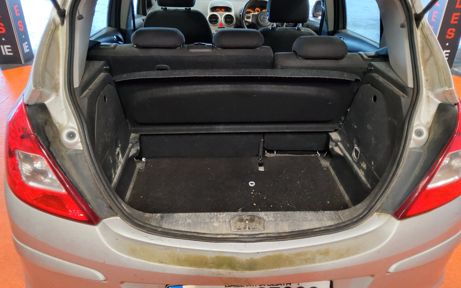 Opel Corsa 1.2i 16v CLUB 5 DR