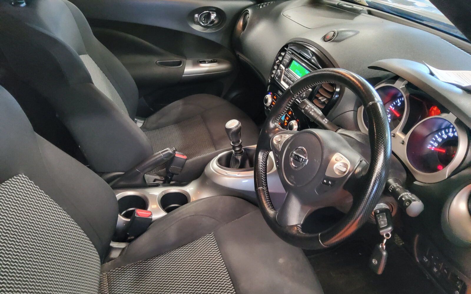 Nissan Juke 1.2 SV